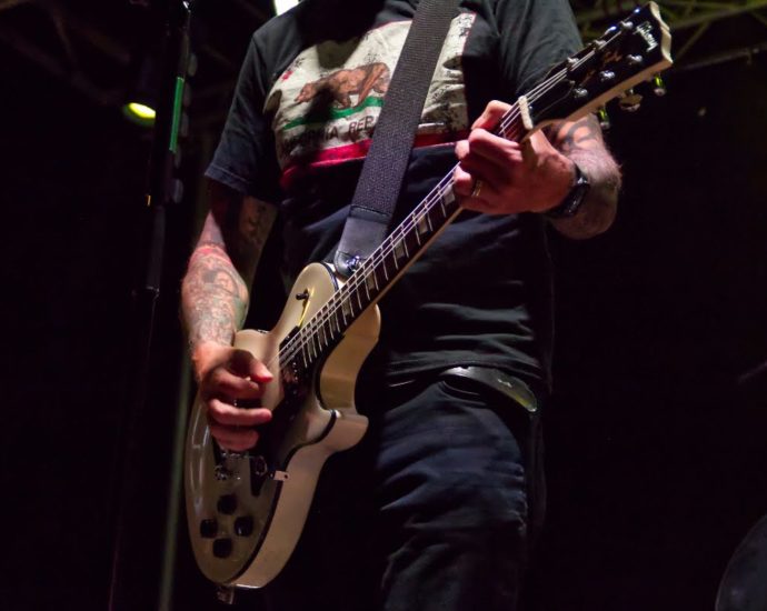 Everclear @ Frog Alley Brewing Co. - Schenectady, NY - 7/15/22 (Photo by Kylie Spinelli)