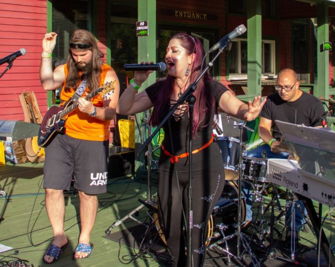 Fenix Rising - Rock and Tacos at Nanola - Malta, NY - 8/13/22 (Photo by Kylie Spinelli)