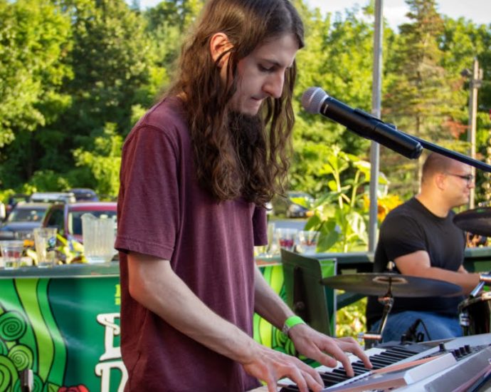 Fenix Rising - Rock and Tacos at Nanola - Malta, NY - 8/13/22 (Photo by Kylie Spinelli)