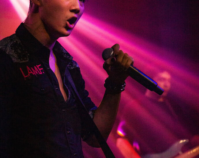 Theo and the London Outfit - Putnam Place, Saratoga, NY - 9/9/22 (Photo by Kylie Spinelli)