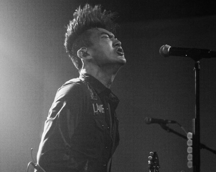 Theo and the London Outfit - Putnam Place, Saratoga, NY - 9/9/22 (Photo by Kylie Spinelli)