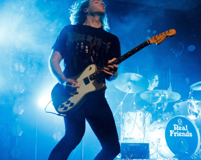 Real Friends - Empire Live - Albany, NY - 3/5/23 (Photo by Kylie Spinelli - IG: @growingobserver)