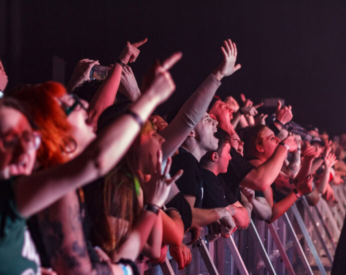 Real Friends - Empire Live - Albany, NY - 3/5/23 (Photo by Kylie Spinelli - IG: @growingobserver)