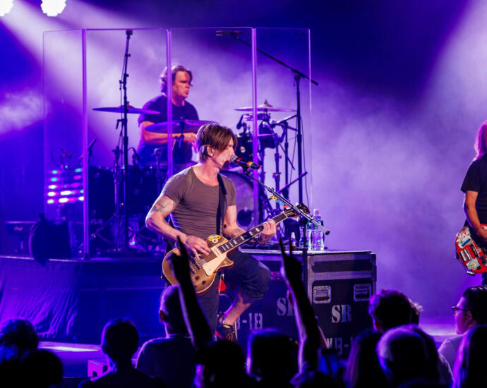 Goo Goo Dolls - SPAC, Saratoga Springs, NY - 8/8/23 (Photos by Kylie Spinelli for 518scene.com)