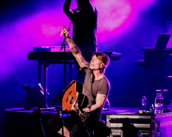 Goo Goo Dolls - SPAC, Saratoga Springs, NY - 8/8/23 (Photos by Kylie Spinelli for 518scene.com)