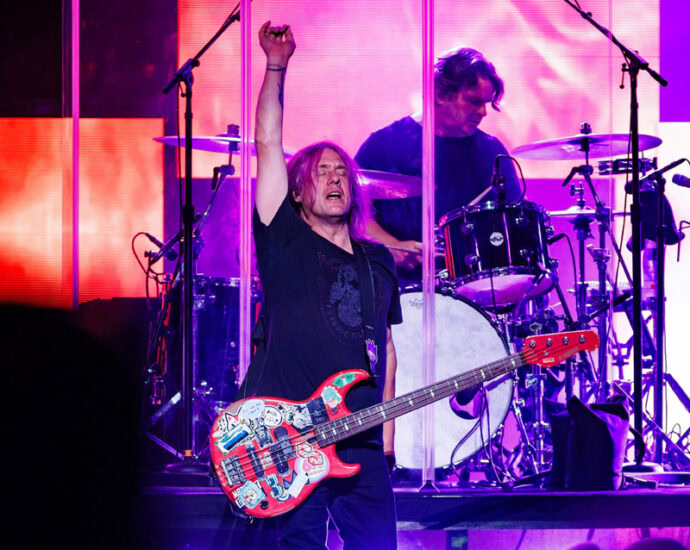 Goo Goo Dolls - SPAC, Saratoga Springs, NY - 8/8/23 (Photos by Kylie Spinelli for 518scene.com)