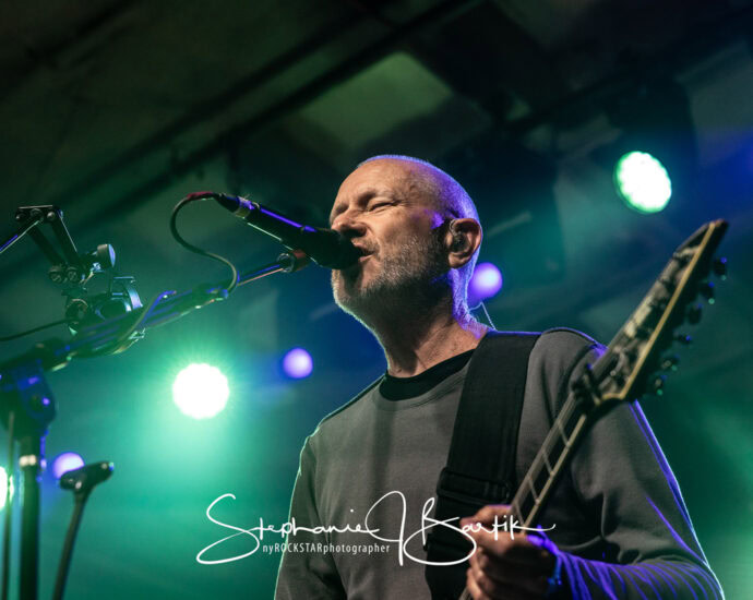 Helmet - Empire Live, Albany, NY - 10/3/23 (Photos by Stephanie J. Bartik for 518scene.com)