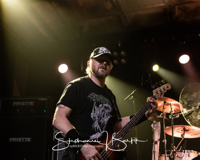 Helmet - Empire Live, Albany, NY - 10/3/23 (Photos by Stephanie J. Bartik for 518scene.com)