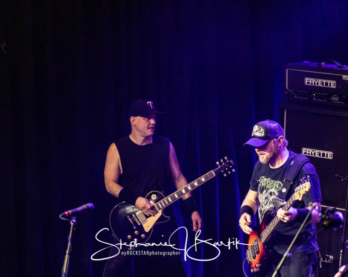 Helmet - Empire Live, Albany, NY - 10/3/23 (Photos by Stephanie J. Bartik for 518scene.com)