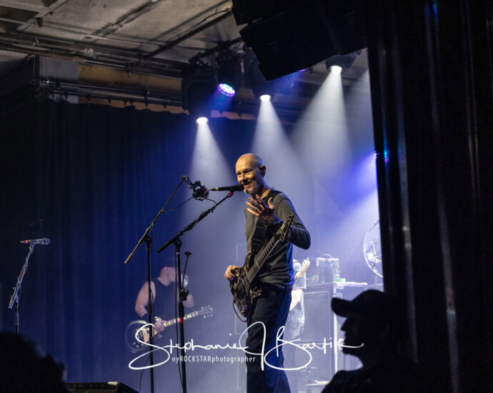 Helmet - Empire Live, Albany, NY - 10/3/23 (Photos by Stephanie J. Bartik for 518scene.com)