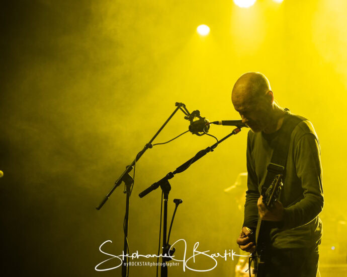 Helmet - Empire Live, Albany, NY - 10/3/23 (Photos by Stephanie J. Bartik for 518scene.com)