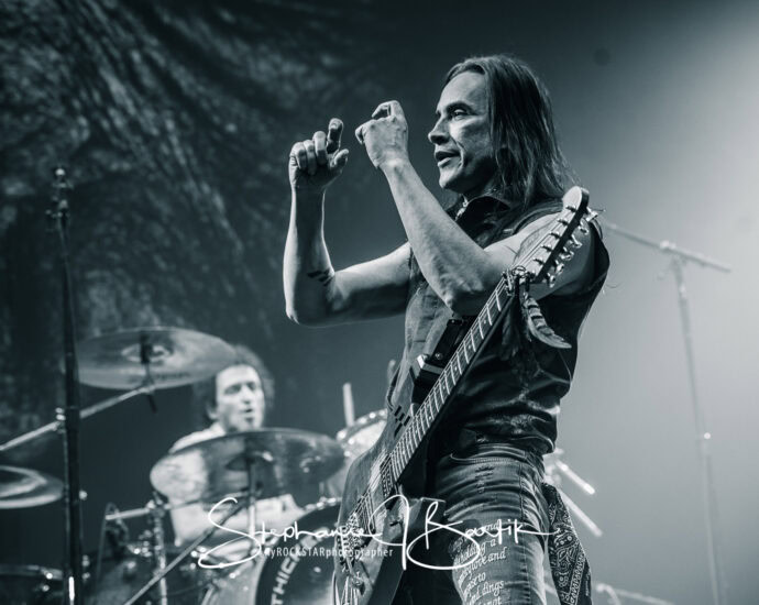 Extreme - Cool Insuring Arena, Glens Falls, NY - 10/24/23 (Photos by Stephanie J. Bartik for 518scene.com)