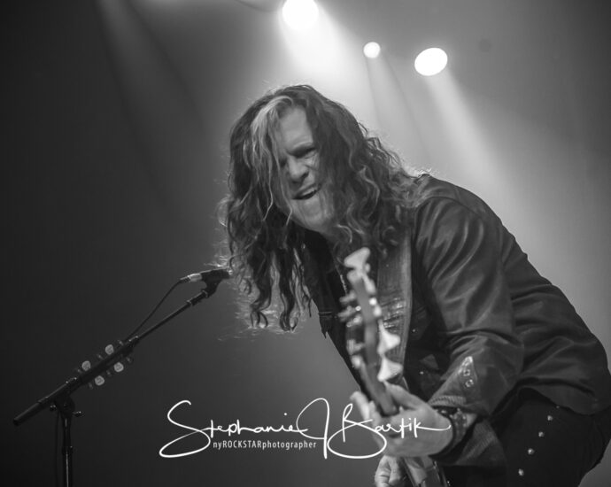 Extreme - Cool Insuring Arena, Glens Falls, NY - 10/24/23 (Photos by Stephanie J. Bartik for 518scene.com)