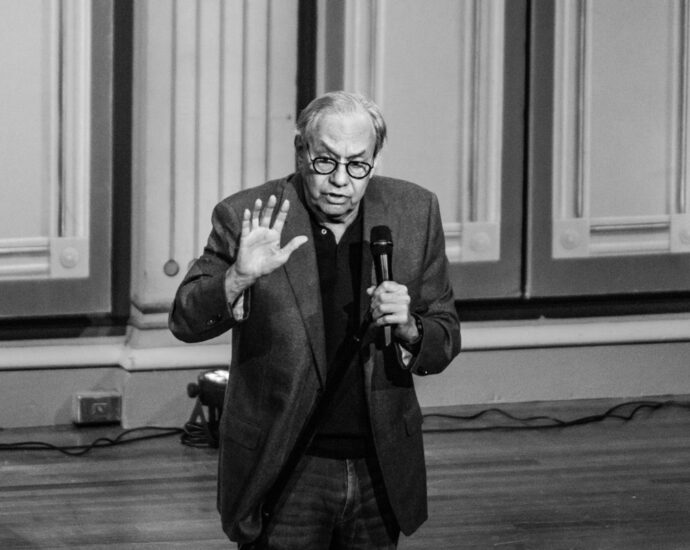 Lewis Black - 11/16/23 - Troy Savings Bank Music Hall, Troy, NY (Photos by Kylie Spinelli for 518scene.com)