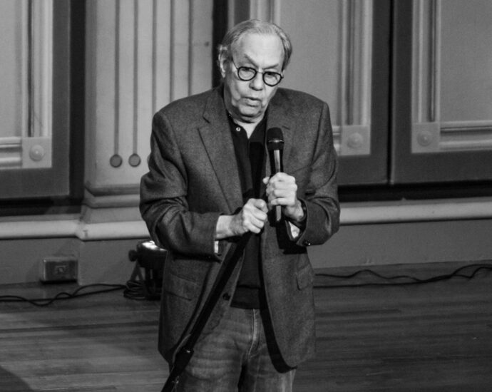 Lewis Black - 11/16/23 - Troy Savings Bank Music Hall, Troy, NY (Photos by Kylie Spinelli for 518scene.com)