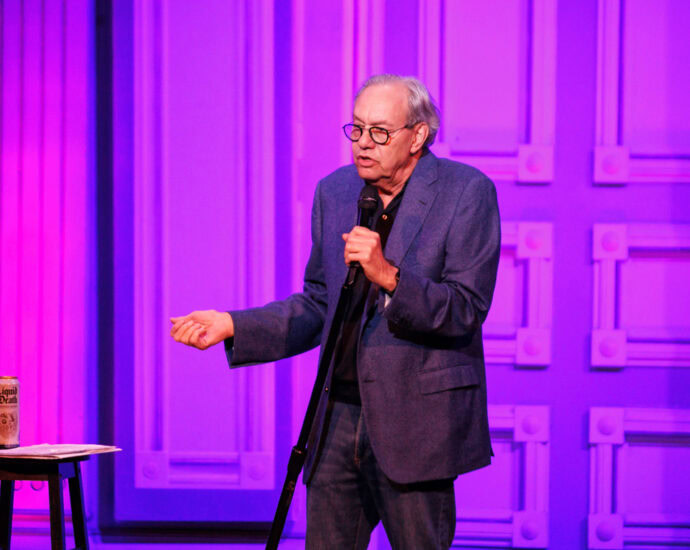 Lewis Black - 11/16/23 - Troy Savings Bank Music Hall, Troy, NY (Photos by Kylie Spinelli for 518scene.com)