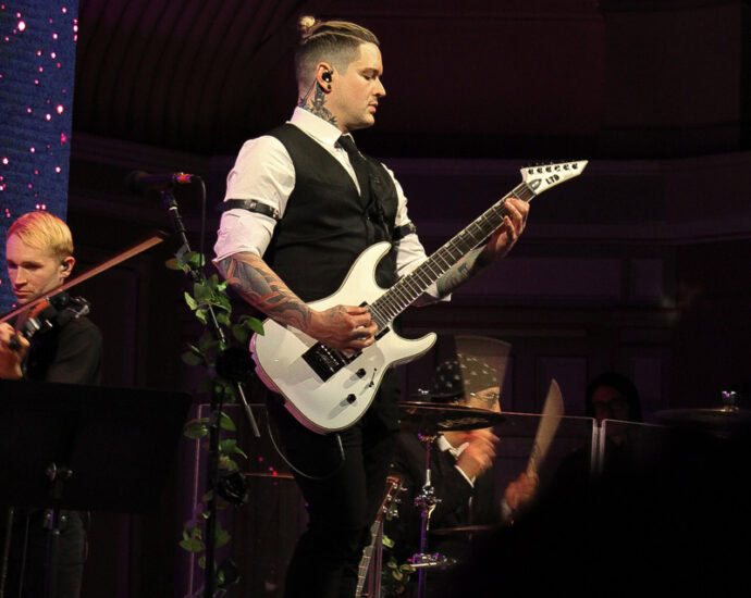 Emo Orchestra with Escape The Fate - 4/25/24 at Troy Savings Bank Music Hall, Troy, NY (Photos by Jess Disano for 518scene.com)