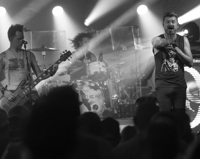 Hinder - 7/19/24 at Saranac Lake Civic Center, NY (Photos by Gabe Dickens for 518scene.com)