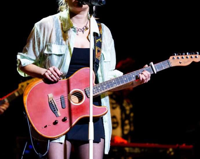 The Vindys - 5/21/25 at The Palace Theatre, Albany, NY (Photos by Mark Kurtzner for 518scene.com)