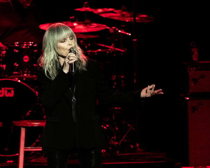 Pat Benatar & Neil Giraldo - 5/21/25 at The Palace Theatre, Albany, NY (Photos by Mark Kurtzner for 518scene.com)