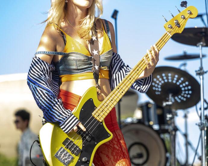 Plush - 7/23/25 at Empire State Plaza, Albany, NY (Photos by Mark Kurtzner for 518scene.com)