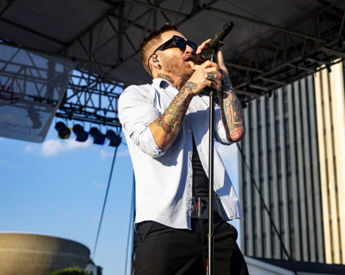 Lit - 7/23/25 at Empire State Plaza, Albany, NY (Photos by Mark Kurtzner for 518scene.com)