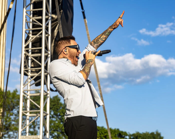 Lit - 7/23/25 at Empire State Plaza, Albany, NY (Photos by Mark Kurtzner for 518scene.com)