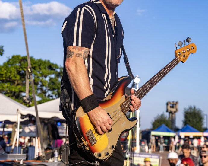 Lit - 7/23/25 at Empire State Plaza, Albany, NY (Photos by Mark Kurtzner for 518scene.com)