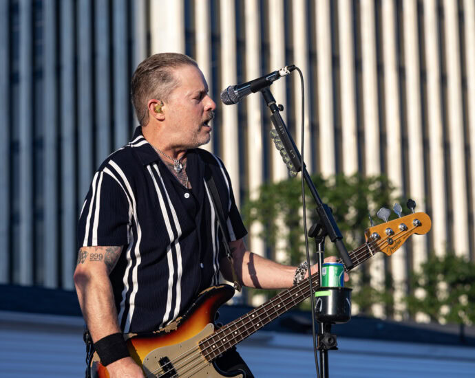 Lit - 7/23/25 at Empire State Plaza, Albany, NY (Photos by Mark Kurtzner for 518scene.com)