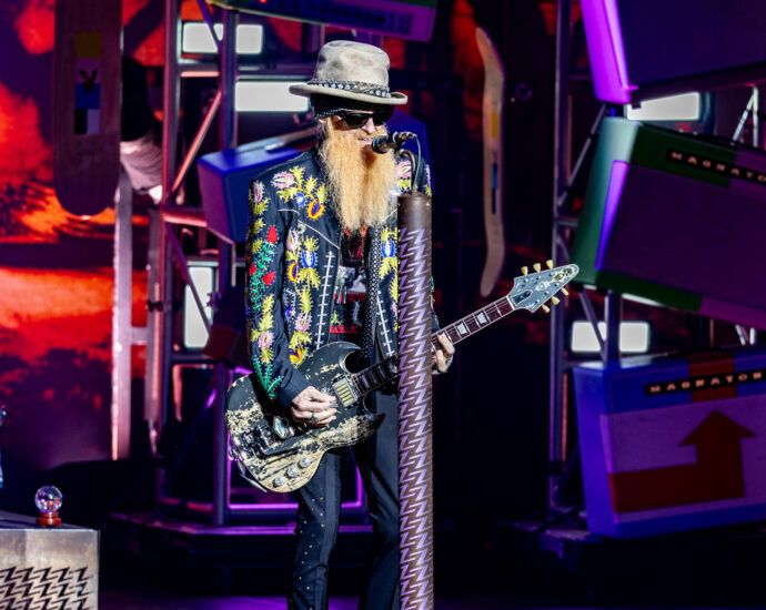 Z.Z. Top - 9/24/25 at The Palace Theatre, Albany, NY (Photos by Mark Kurtzner for 518scene.com)