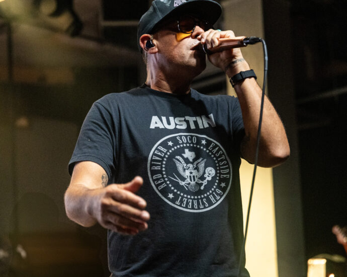 Alien Ant Farm - 10/1/25 at Empire Live, Albany, NY (Photos by Mark Kurtzner for 518scene.com)