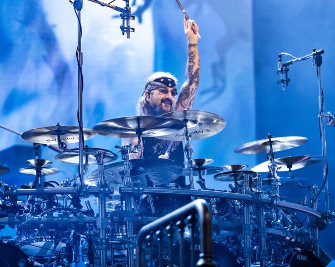 Dream Theater - 10/23/25 at MainStage at Proctors, Schenectady, NY (Photos by Mark Kurtzner for 518scene.com)