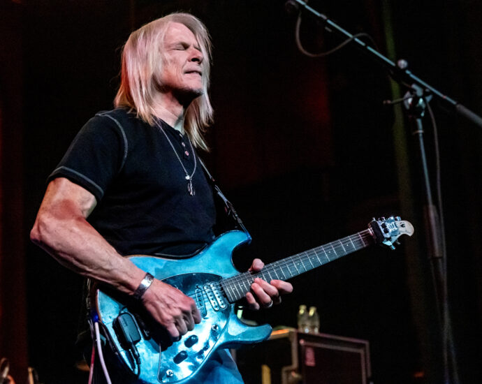Steve Morse Band - 10/25/25 at Cohoes Music Hall, Cohoes, NY (Photos by Mark Kurtzner for 518scene.com)