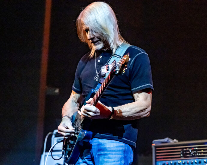 Steve Morse Band - 10/25/25 at Cohoes Music Hall, Cohoes, NY (Photos by Mark Kurtzner for 518scene.com)