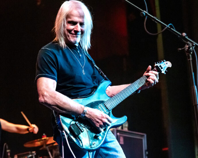 Steve Morse Band - 10/25/25 at Cohoes Music Hall, Cohoes, NY (Photos by Mark Kurtzner for 518scene.com)