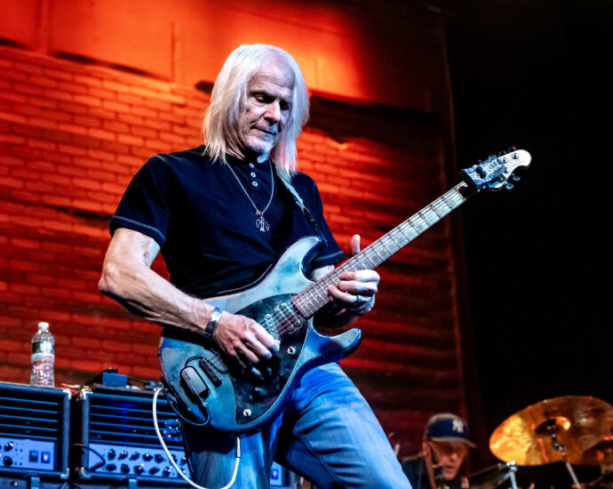 Steve Morse Band - 10/25/25 at Cohoes Music Hall, Cohoes, NY (Photos by Mark Kurtzner for 518scene.com)