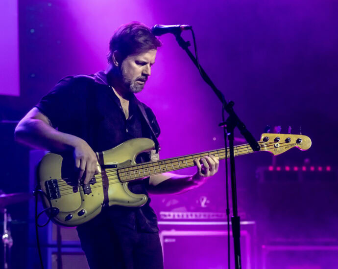 Richie Kotzen - 11/13/25 at Cohoes Music Hall, Cohoes, NY (Photos by Mark Kurtzner for 518scene.com)