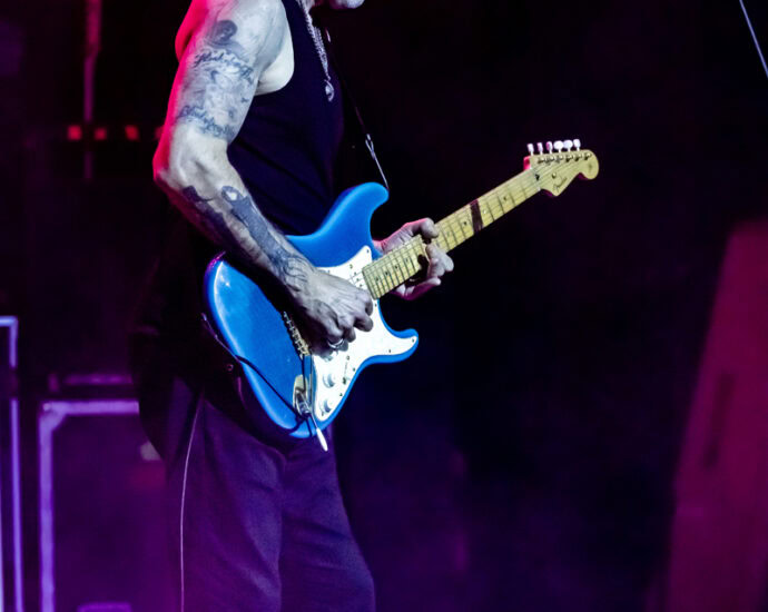 Richie Kotzen - 11/13/25 at Cohoes Music Hall, Cohoes, NY (Photos by Mark Kurtzner for 518scene.com)