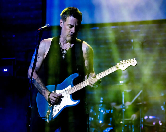 Richie Kotzen - 11/13/25 at Cohoes Music Hall, Cohoes, NY (Photos by Mark Kurtzner for 518scene.com)